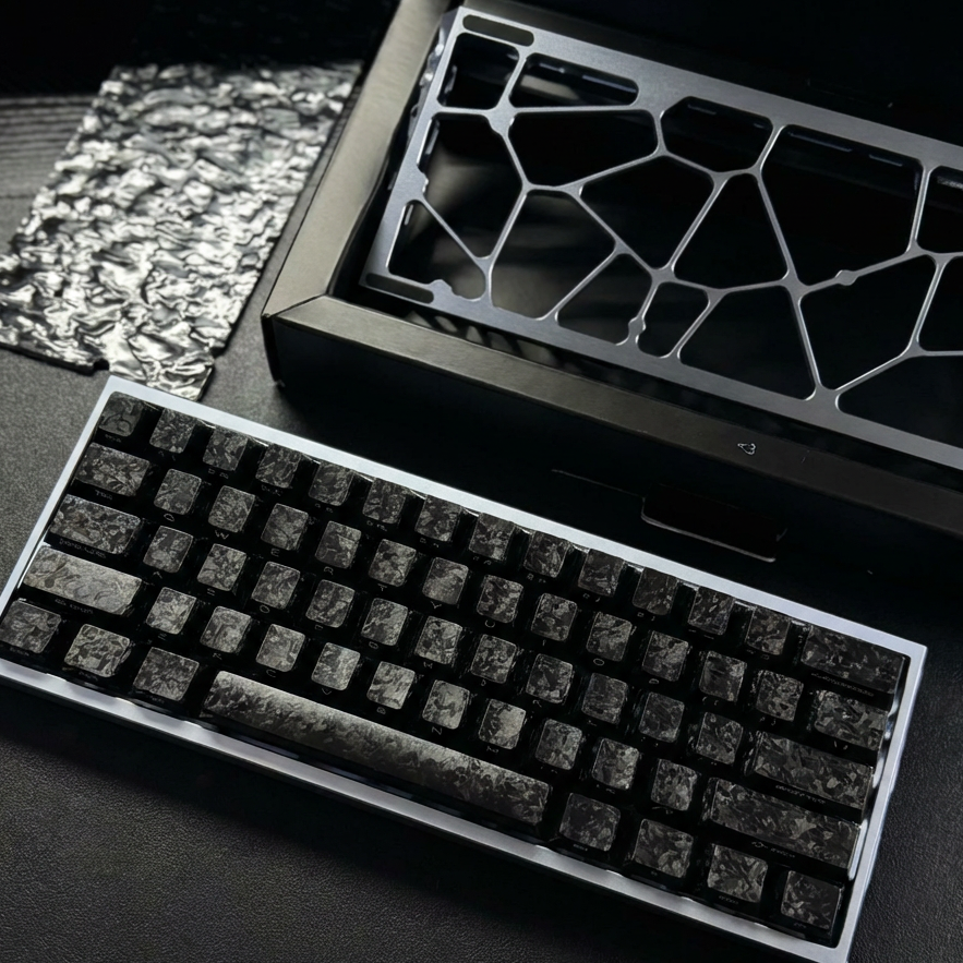 ZAYDEN™ ShadowForge Carbon Edition – Cherry Profile (MX Fit) - ZayDen